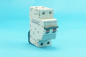 GE Vynckier 667021 EP32C6 circuit breaker C6A 3 kA 2-pole - Picture 1 of 3