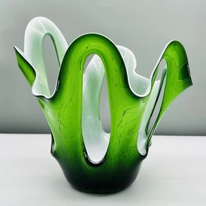 Krosno CASED ART GLASS Vase Bowl OPEN LOOP ABSTRACT Green & White SCULPTURE 2/2 - Picture 1 of 24