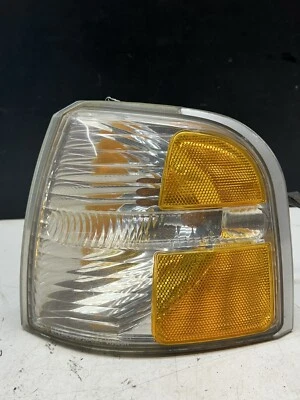 Ford Explorer 2004-2005 señal de giro izquierda 04 05 Foto 1 de 2