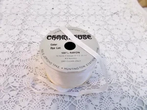 VINTAGE GEMINI INNOVATIONS "CHARMEUSE" 100% RAYON RIBBON YARN - USA - WHITE - Picture 1 of 3
