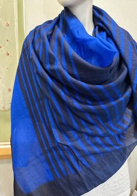 HERMES Cachemira 80% Seda 20% 140 Carre H Logo Patrón Azul Negro #R2503 Foto 1 de 4