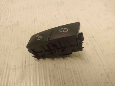 MERCEDES-BENZ C W204 Central Locking Switch A2048706310 2.99 Diesel 28717568 - Image 1 of 4