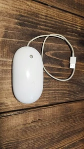 Apple A1152 White Mouse USB Wired Optical Mouse Genuine OEM -Tested & Working- - Picture 1 of 3