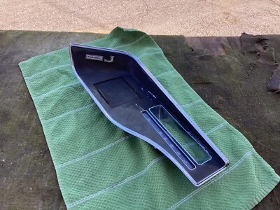 Pontiac Grand Prix 1969-1972 consola central moldura placa de cambio emblema automático Foto 1 de 4