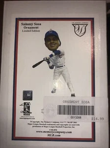 Figura adorno de Navidad de los Chicago Cubs Sammy Sosa Memory Company - Imagen 1 de 1