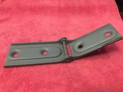 MAZDA Proceed B1500 B1600 REPU Front Hood Hinge New  LH side - Image 1 of 2