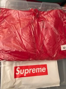 New Supreme Studded Back Hooded Sweatshirt Red Sz M Dead Stock SS18 W21 - Picture 1 of 4
