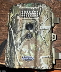 Moultrie MFH-DGS-I35 I35 GameSpy Game Trail Digital Camera + 32GB SD Card WORKS! - Picture 1 of 11
