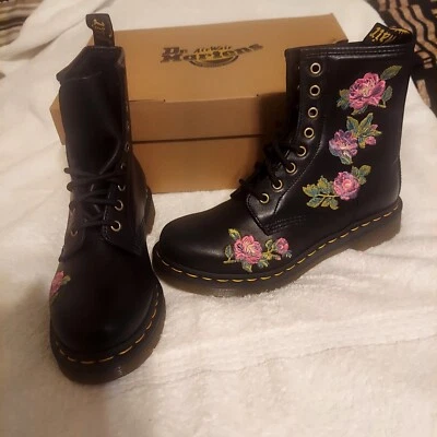 DR.MARTENS 1460 VONDA II Floral Leather Attractive Stylish Tall Boots Women's 7 - Image 1 of 4