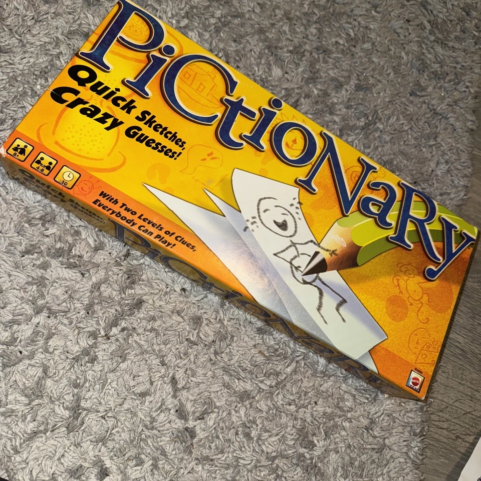 PICTIONARY by MATTEL 2010 'Quick Sketches, Crazy Guesses!' ~ Complete & vgc - Image 1 of 1