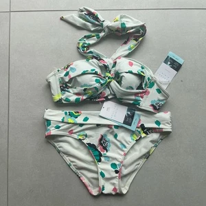 M&S Cream Floral Bikini Roll Top Bottoms Size 8 and Bandeau Top Size 10 UPF50+ - Picture 1 of 9