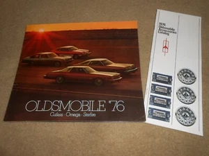 1976 OLDSMOBILE CUTLASS OMEGA STARFIRE 28 p. BROCHURE + 16 p ACCESSORIES CATALOG - Picture 1 of 7