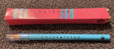AVON COLOR TREND PENCIL PLAY LIP LINER - NEUTRAL - Image 1 of 2