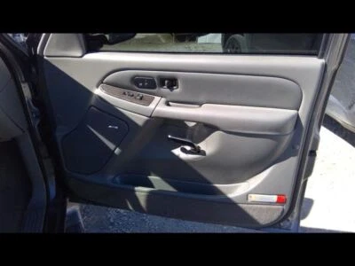 2005 GMC YUKON XL 15 Door Trim Panel, RIGHT FRONT PASSENGER - Изображение 1 из 4