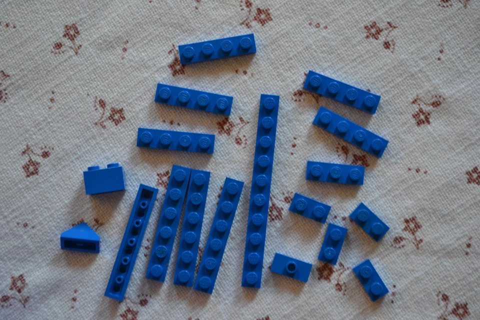 Lego Steine , blau , verschiedene 16 Teile , einser - Bild 1 von 1