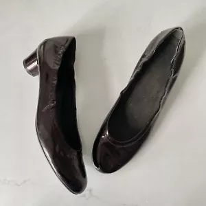 Stuart Weitzman decolte scrunch in pelle verniciata marrone tacco taglia 11 - Foto 1 di 8