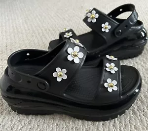 Crocs Mega Crush Daisy Plateau Sandale Gr. 9 NEU schwarz - Bild 1 von 9