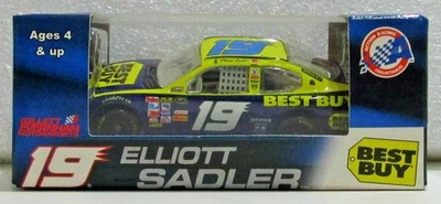 Cuna cargador Dodge amarillo Best Buy 2008 1:64 #19 silla de montar Elliott Foto 1 de 2