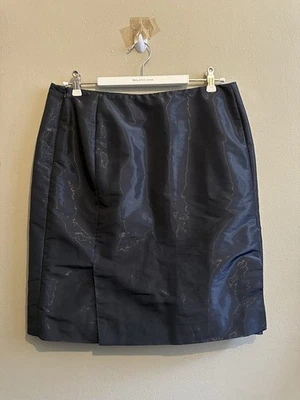 Balenciaga черный шелк с подкладкой юбка, сделано в Италии, размер 44, архив 2006  - Изображение 1 из 4