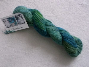 "Seidenhase" - Angorawolle 100 % - Bild 1 von 4