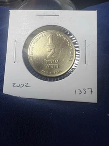 1/2 NEW SHEQEL 2002 ISRAEL Coin Item 1337 - Picture 1 of 2