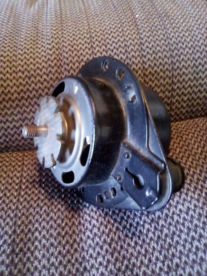 Motor de ventilador de refrigeração Chevy, Buick 1982-1985 - Imagem 1 de 4