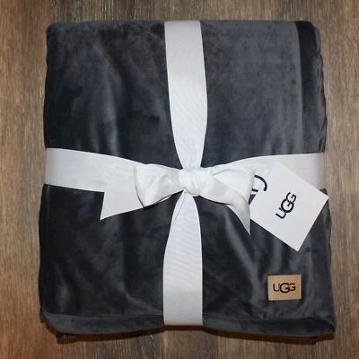 NWT UGG HOME BLISS VELVET PLUSH SHERPA THROW 50 X 70 BLUE - Image 1 of 4