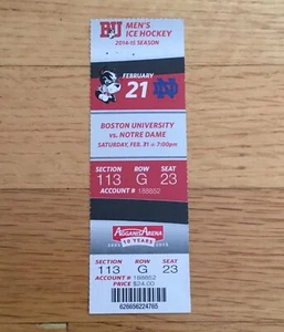 Boleto de hockey Jack Eichel debut de la Universidad de Boston 21/02/2015 v Notre Dame - Imagen 1 de 2