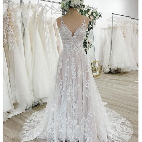 OFF WHITE Eleganti abiti da sposa da spiaggia linea A applique in pizzo collo a V abiti da sposa senza schienale