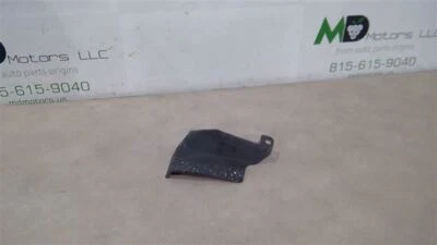 KIA RIO 2012-2015 CONJUNTO DE PROTECTOR DEL LADO DEL CONDUCTOR IZQUIERDO RUEDA TRASERA OEM 868611W000  Foto 1 de 3