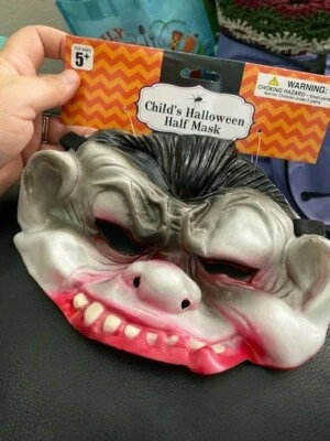 Halloween Mask Dracula Vampire Kids Half Mask Rubber New!!! - Image 1 of 2