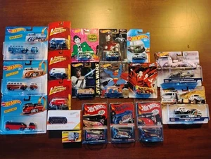 Hot Wheels Volkswagen Bus Lot - 19 Pieces - Johnny Lightning Collectors Editions - Picture 1 of 15