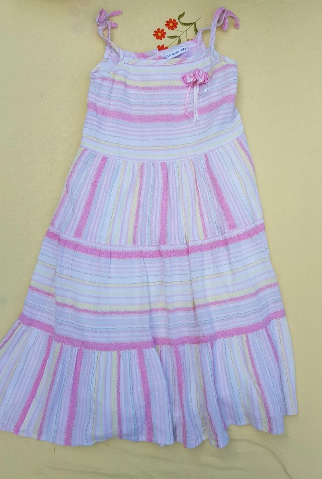 Girls summer dress, Never Worn,  lined age 5-6 - Image 1 of 4