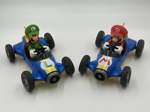 Carrera RC Official Licensed Mario / Luigi Kart Mach 8 1:18 Scale 2.4 Ghz 5.6 - Picture 1 of 4
