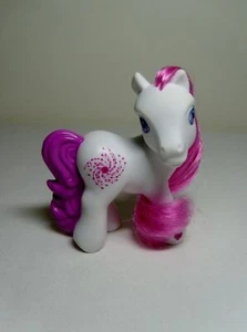 vintage mcdonalds happy meal toys happy 2005 My Little Pony (No:1) - Picture 1 of 5