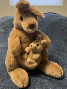 Large Plush Whatchamacallits From Down Under Kangaroo and Baby Joey 1987 - Picture 1 of 10