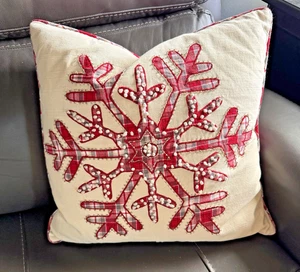 Pottery Barn Beaded Red Plaid Snowflake Down Throw Pillow 16" Square - Picture 1 of 4
