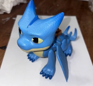 DreamWorks Dragons Rescue Riders WINGER 2020 ala dañada sin probar - Imagen 1 de 6