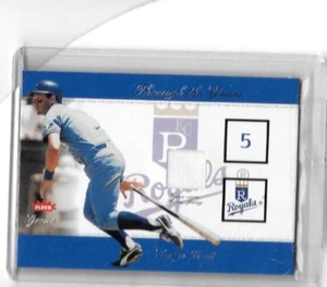CAMISETA USADA GEORGE BRETT 2002 FLEER GREATS THROUGH THE YEARS - Imagen 1 de 1