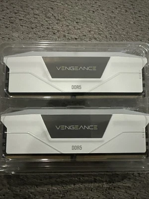Corsair Vengeance RGB 32GB (2x16GB) DDR5 6400MHZ 6400MT/s CL32 6400 XMP - Image 1 of 2