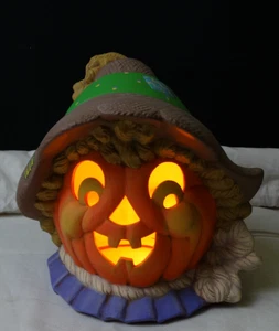 Ceramic Lighted 9" Scarecrow Pumpkin/Carved Happy Face & Hat - Picture 1 of 18