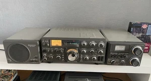 Trio Transceiver - Picture 1 of 5