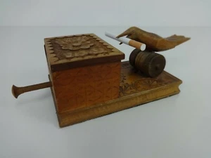 Dispensador de cigarrillos vintage hecho a mano palanca de madera acción pájaro diseño de vajilla de árbol - Imagen 1 de 12
