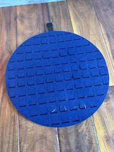 Earring Holder Organizer Wall Mount Blue Round 150 Earrings Felt Clips New - Picture 1 of 7