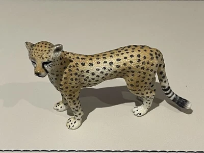 Chita Schleich feminina - 14614 - Aposentada  - Imagem 1 de 4