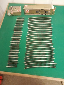 LIMA NIKEL SILVER PROFILE GOLDEN SERIES 12 X CURVED TRACK & 12 SHORT STRAIGHTS - Picture 1 of 3