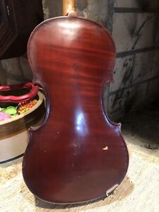 OLD ANTIQUE 4/4 VIOLIN/FIDDLE MARKED LA MELODIA WITH ONE PIECE FIGURED BACK