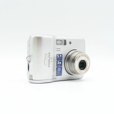 Nikon Coolpix L3 5.1MP Compact Digital Camera Silver *Refurbished by Nikon* - Image 1 of 4