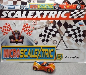 Micro Scalextric Justice League Wonder Woman Slot Car 9v 1:64 Scale PreLoved - Picture 1 of 24