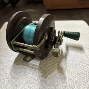 Vintage PENN SEA BOY No. 85 Conventional Saltwater Fishing Reel Bakelite USA - Picture 1 of 10